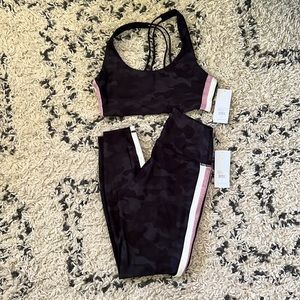 Spiritual Gangster NWT leggings/sports bra set